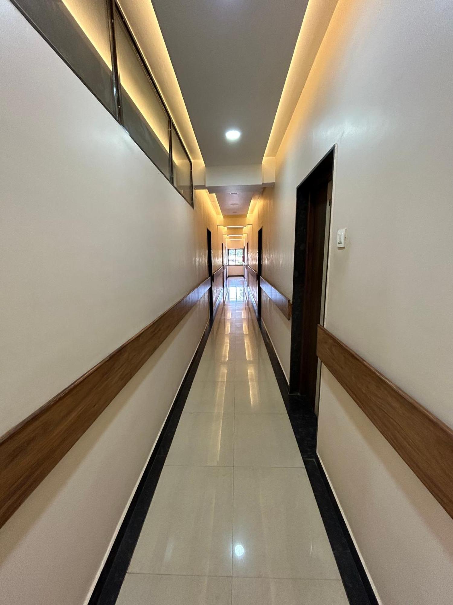 Hotel Aaba'S Gomantak Sawantwadi Zewnętrze zdjęcie